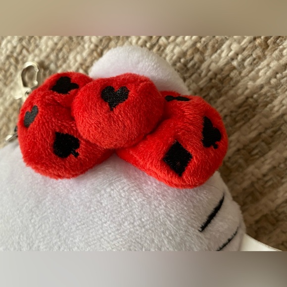 Hello Kitty plush card holder - Picture 14 of 16
